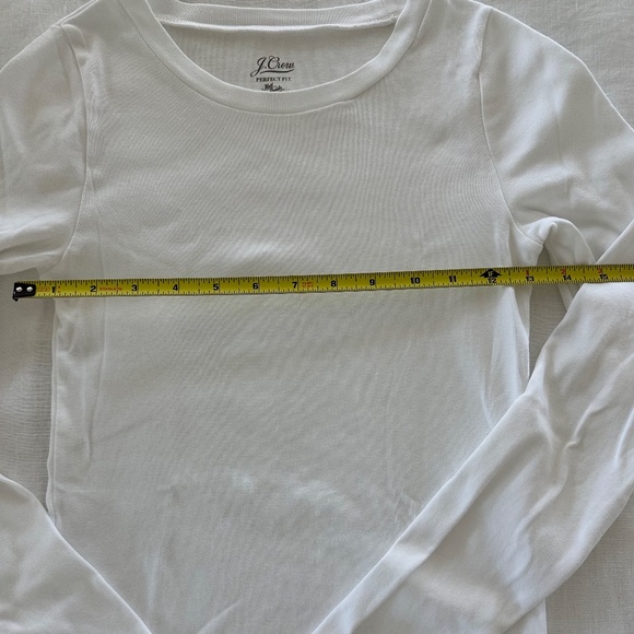 J Crew Women’s White Perfect Fit Long Sleeve Crewneck T-shirt - Picture 4 of 5